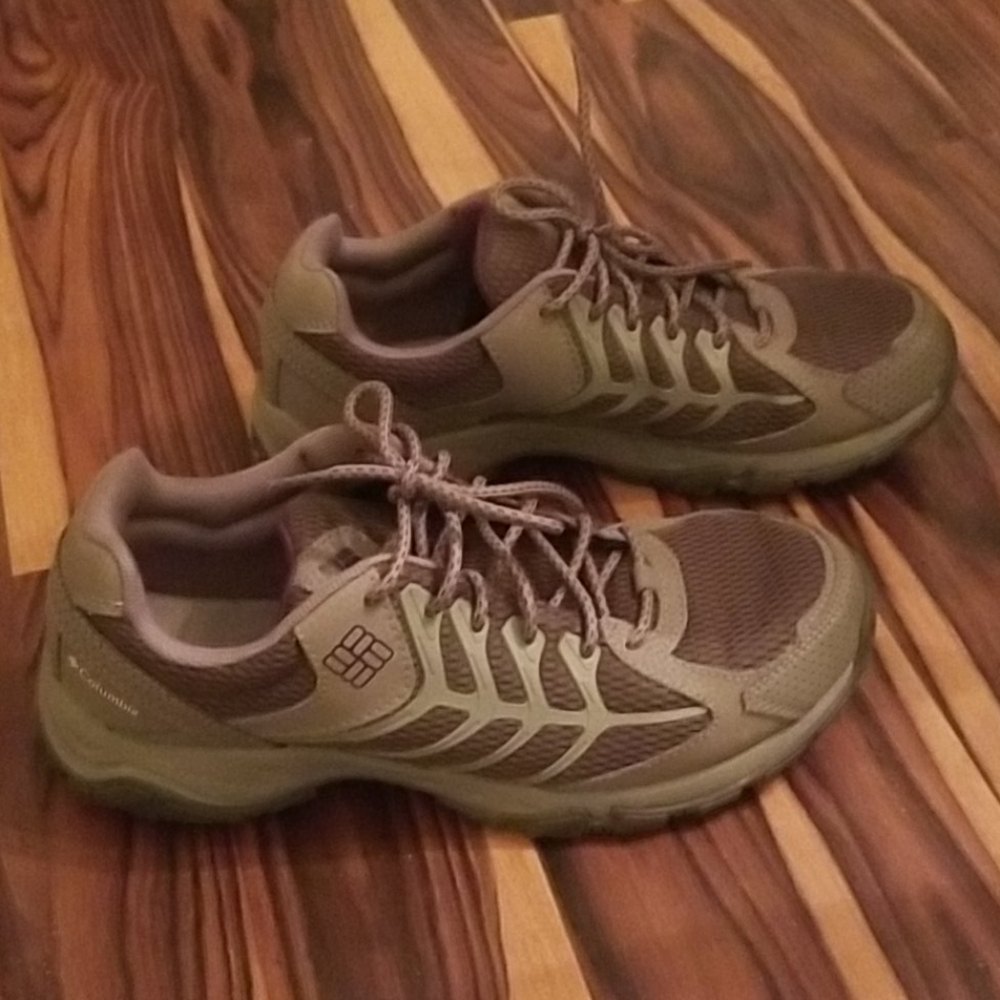 Columbia Omni-Grip Sneakers Trail Hiking Shoe Women's Size 10 Outdoor Footwear